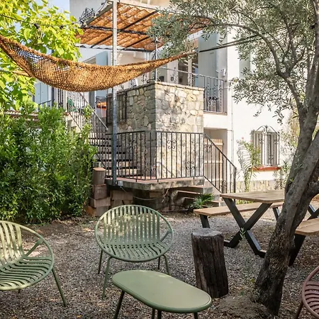 Alosa Balcon - Renovated 1st Floor - Pool - Garden 公寓 塞雷