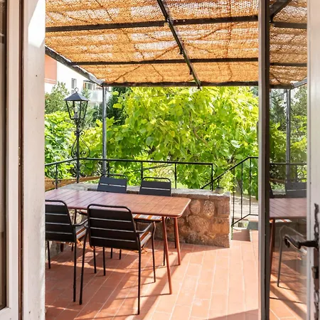 Alosa Balcon - Renovated 1st Floor - Pool - Garden * 塞雷